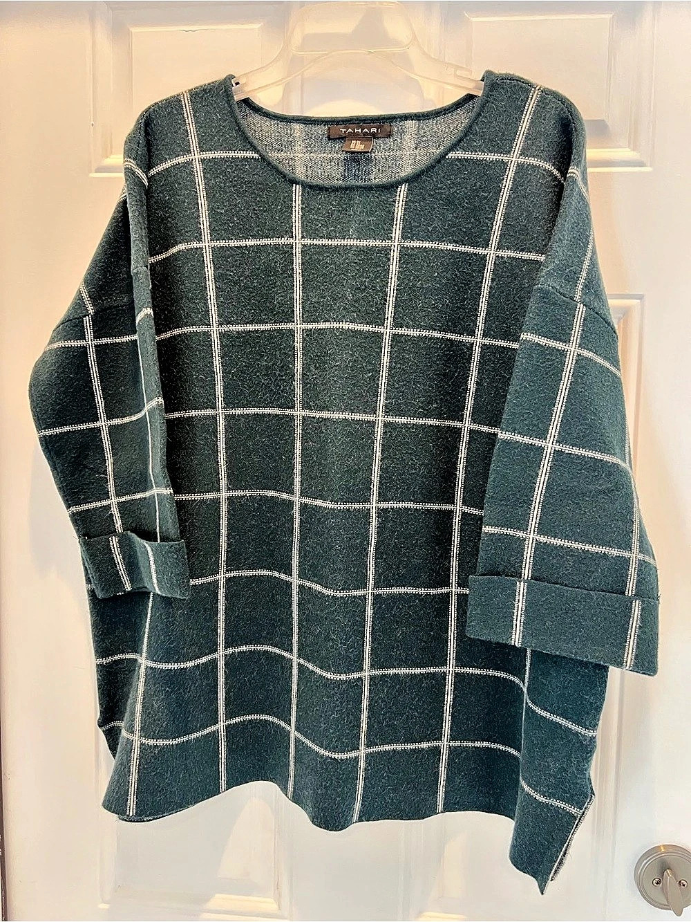 Tahari Sweater Green White Plaid Women's 2X  3/4 Sleeve Top # 1006